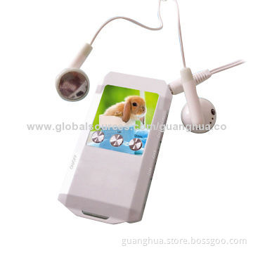 2014 Small FM Radio for Fitness, 64-108MHz Reception Range and 4 Pre-set Channels